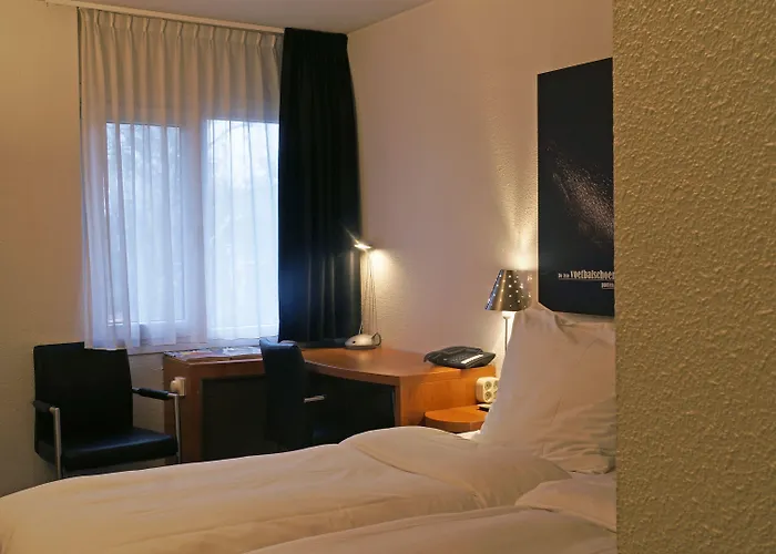 فندق Fletcher Resort-hotel زوتفين