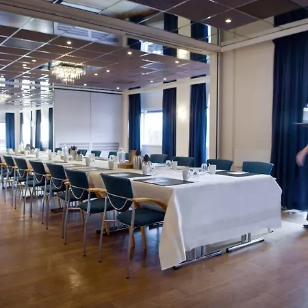 מלון Fletcher Resort-hotel